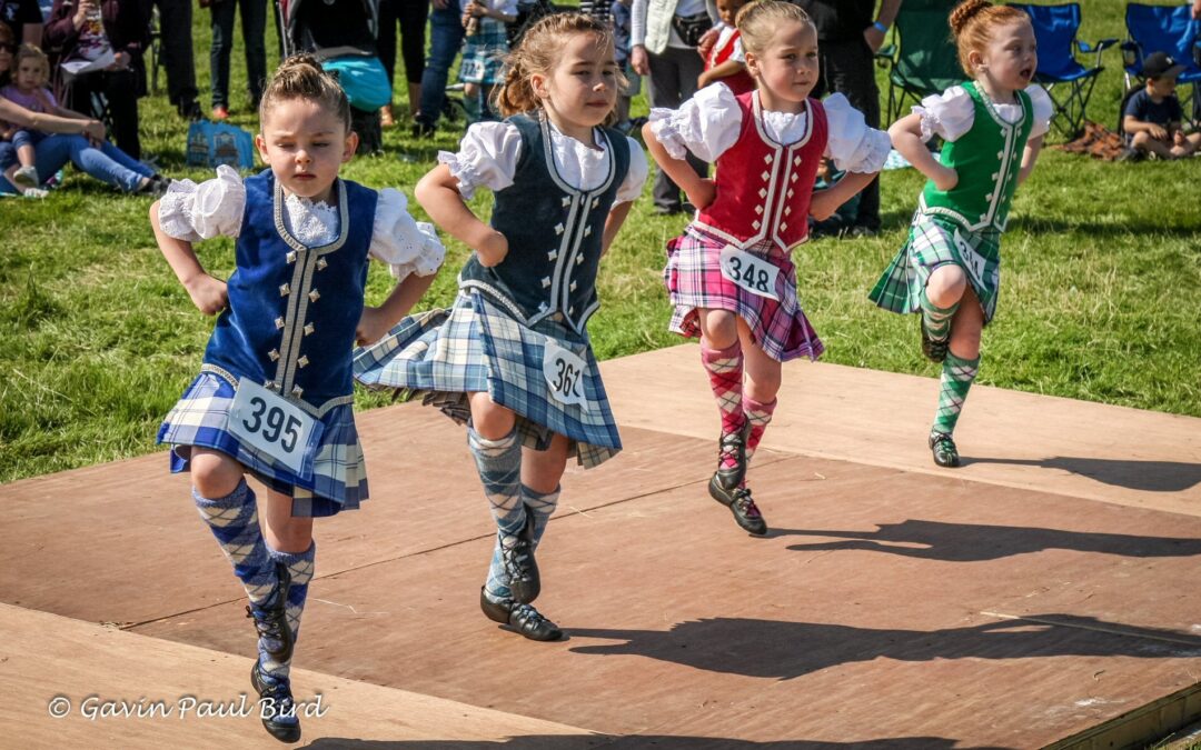 Let’s dance highlanders